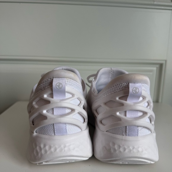 KIZIK Athens Athletic Running Shoes Women’s 10.5 Mens 9 Slip On Laced Hands Free - Picture 5 of 10